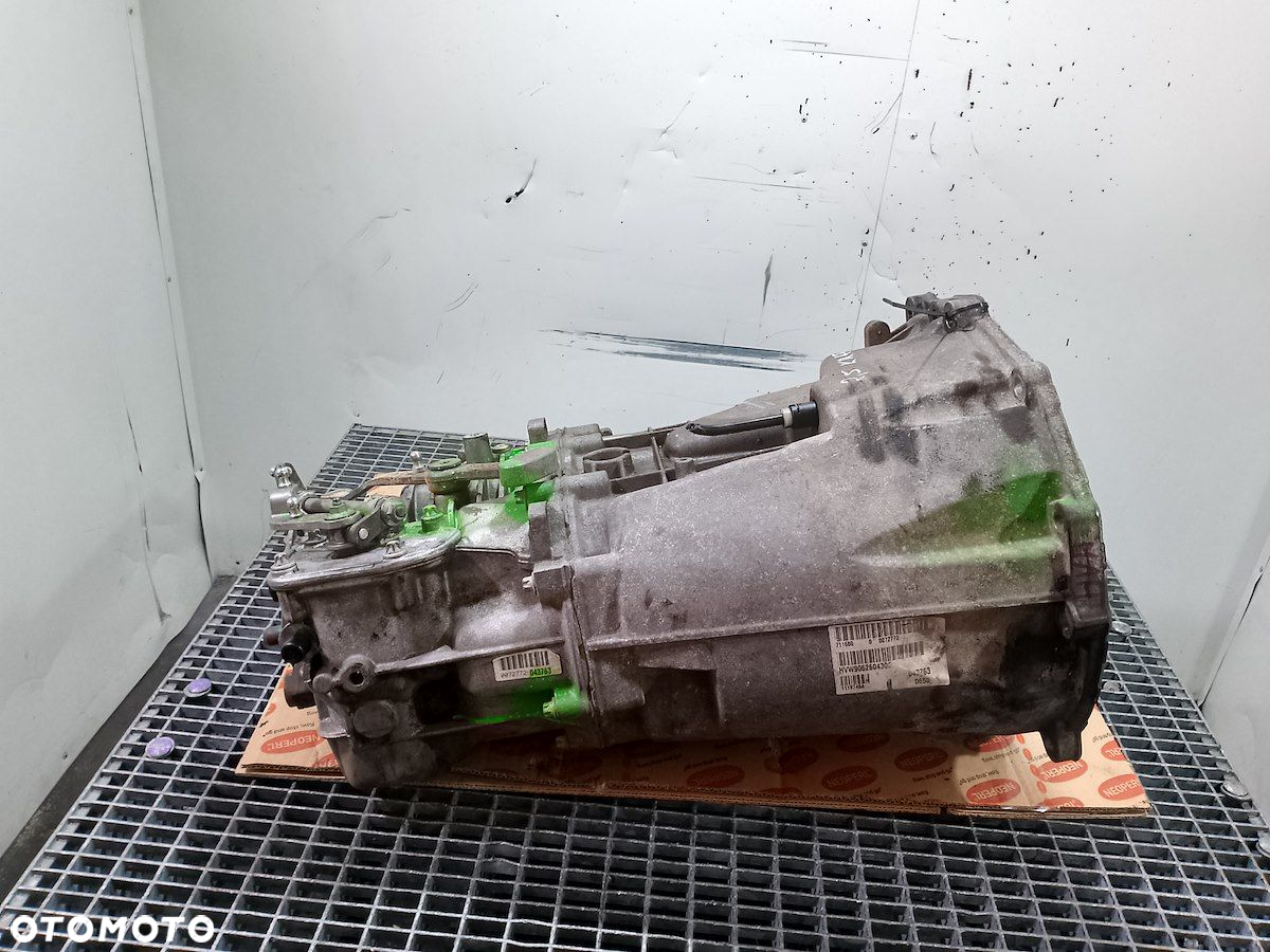 SKRZYNIA BIEGÓW MANUALNA VW CRAFTER HVW9062604300  A9062610501 2.5 TDI - 8