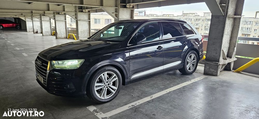 AUDI Q7 2015