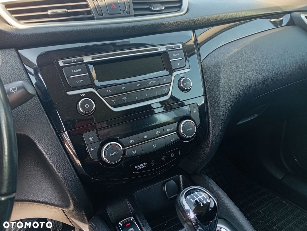 Nissan Qashqai 1.2 DIG-T Acenta EU6 - 10