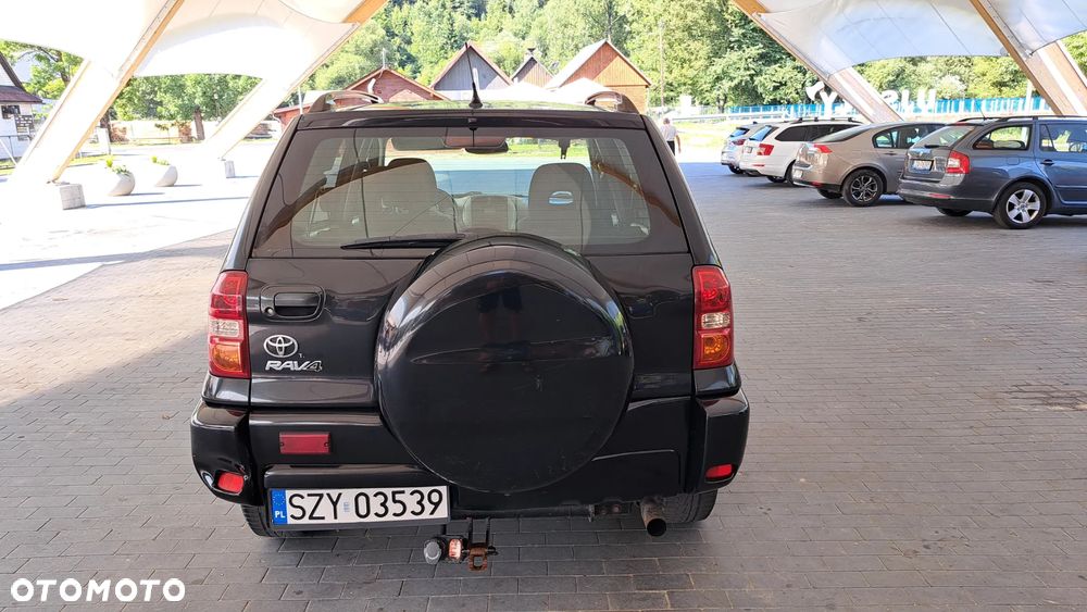 Toyota RAV4 2.0 D-4D 4x4 - 6