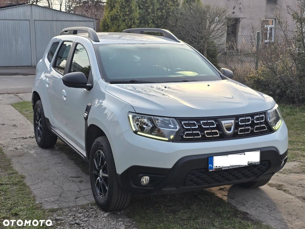 Dacia Duster 1.6 SCe Comfort 4WD - 21