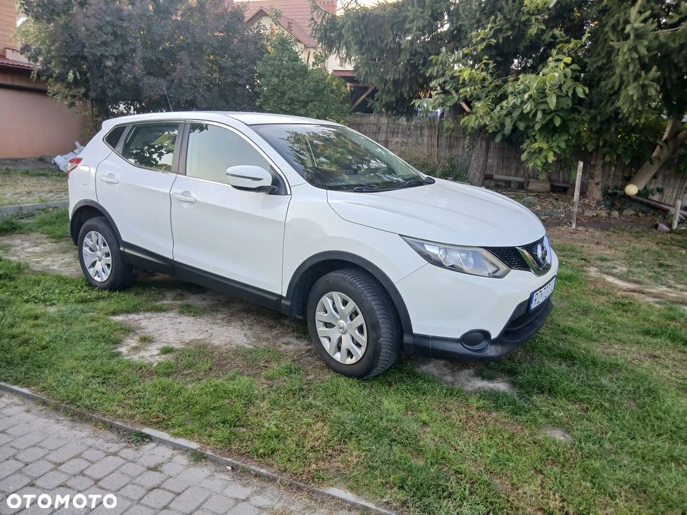 Nissan Qashqai - 2