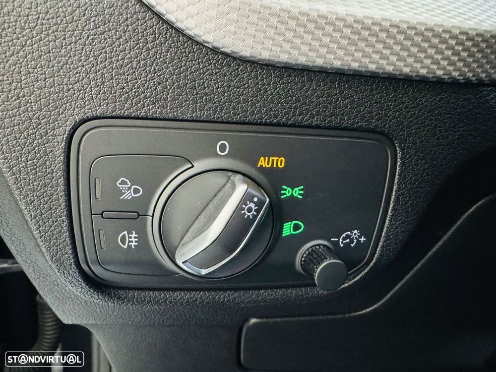 Audi Q2 30 TFSI Advanced - 18