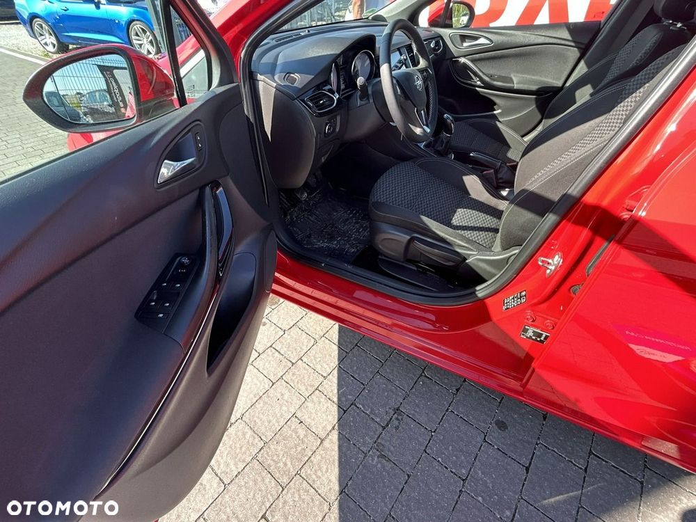Opel Astra - 9