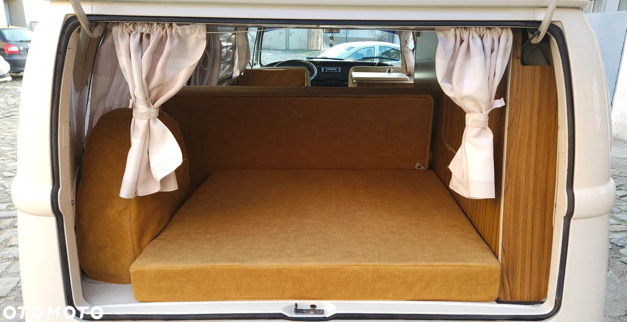 Volkswagen Transporter - 15
