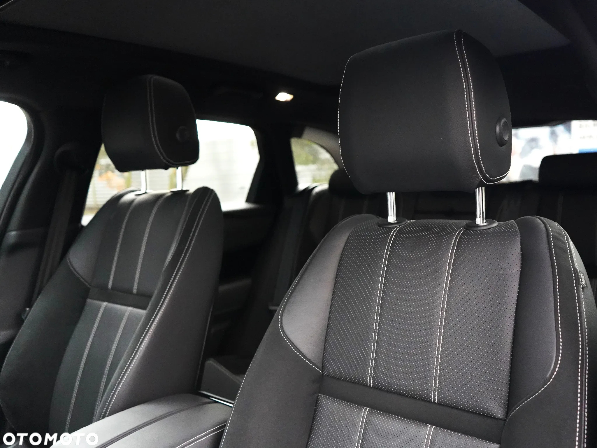 Land Rover Range Rover Velar D200 Dynamic SE - 18