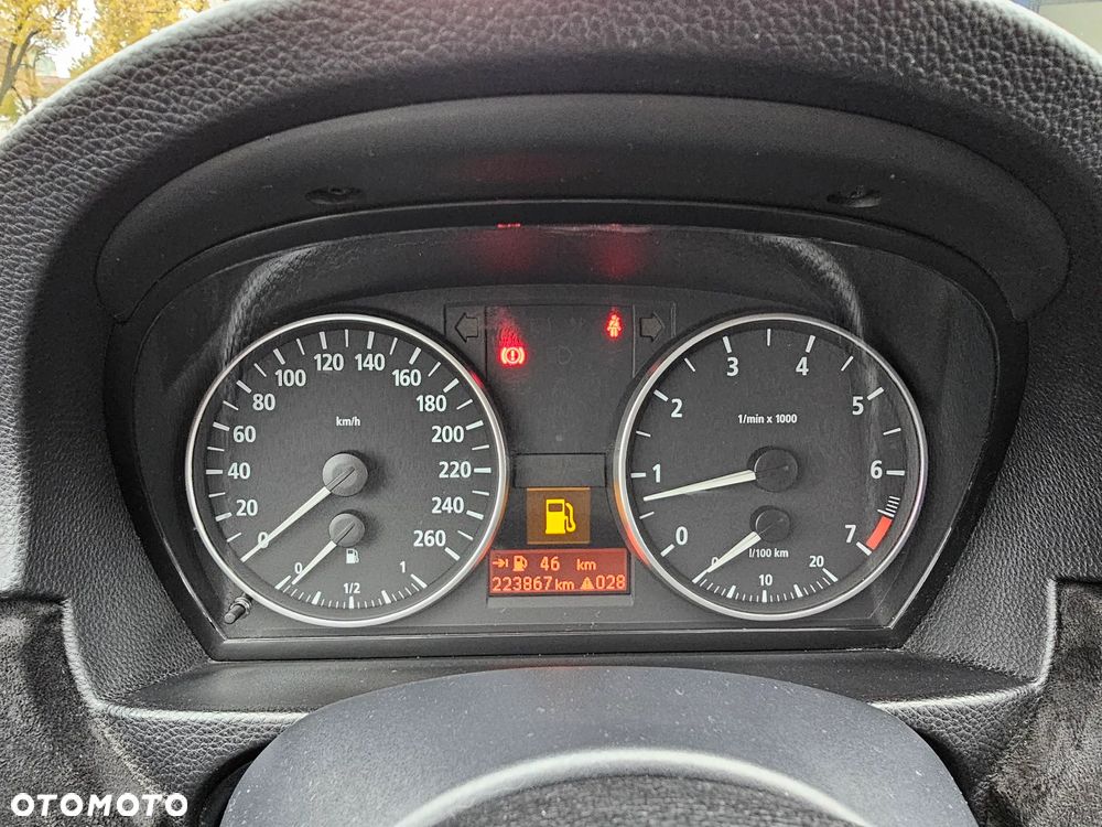 BMW Seria 3 320i - 29