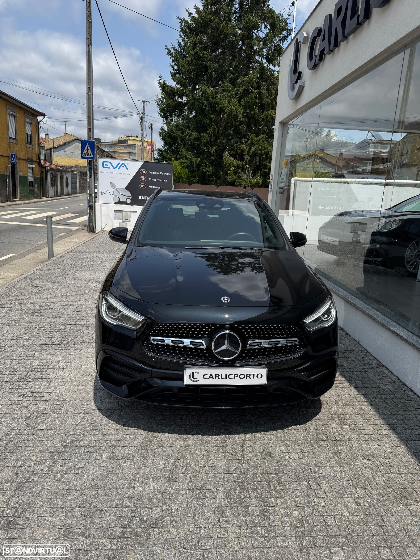 Mercedes-Benz GLA 250 e AMG Line - 2