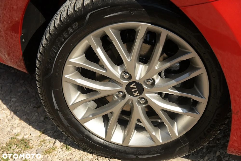 Kia Rio 1.4 L - 15