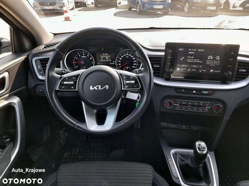 Kia Ceed 1.5 T-GDI M - 10