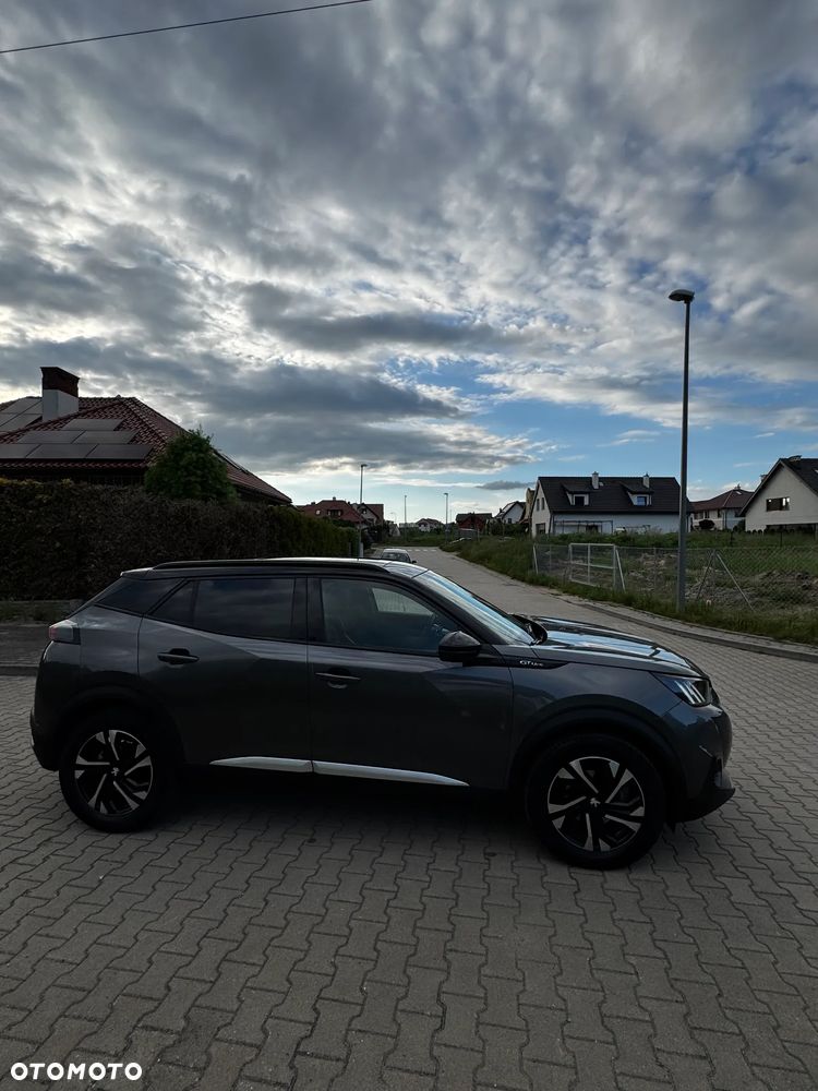 Peugeot 2008 1.2 PureTech GT S&S EAT8 - 4