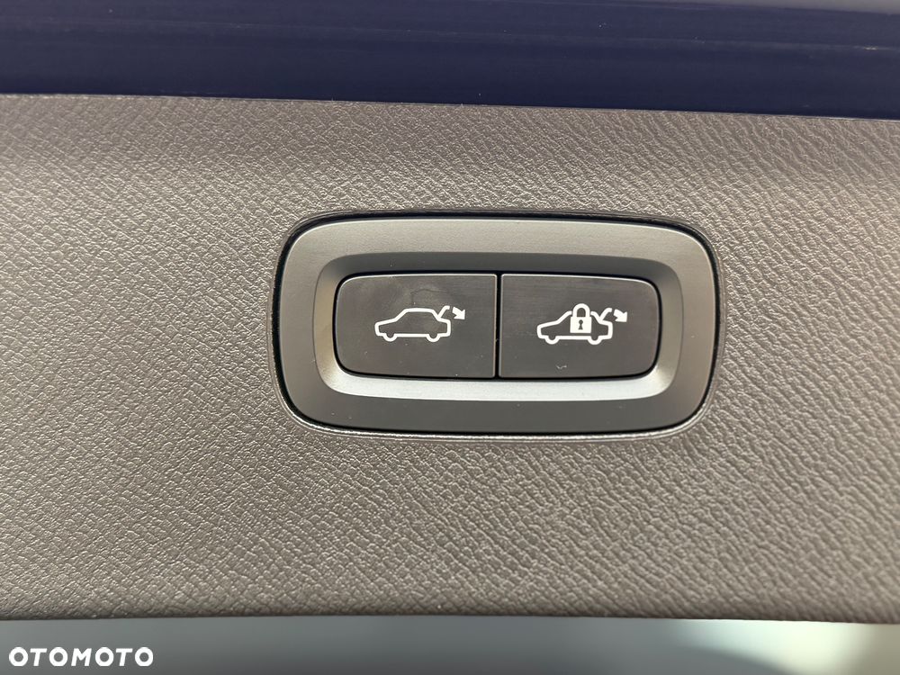 Volvo XC 90 T8 AWD Recharge Ultimate Dark - 18