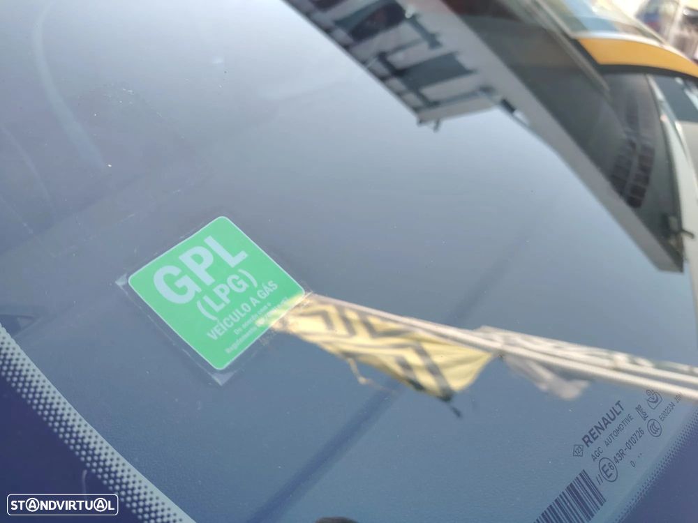 Renault Captur 1.0 TCe Intens Bi-Fuel - 18