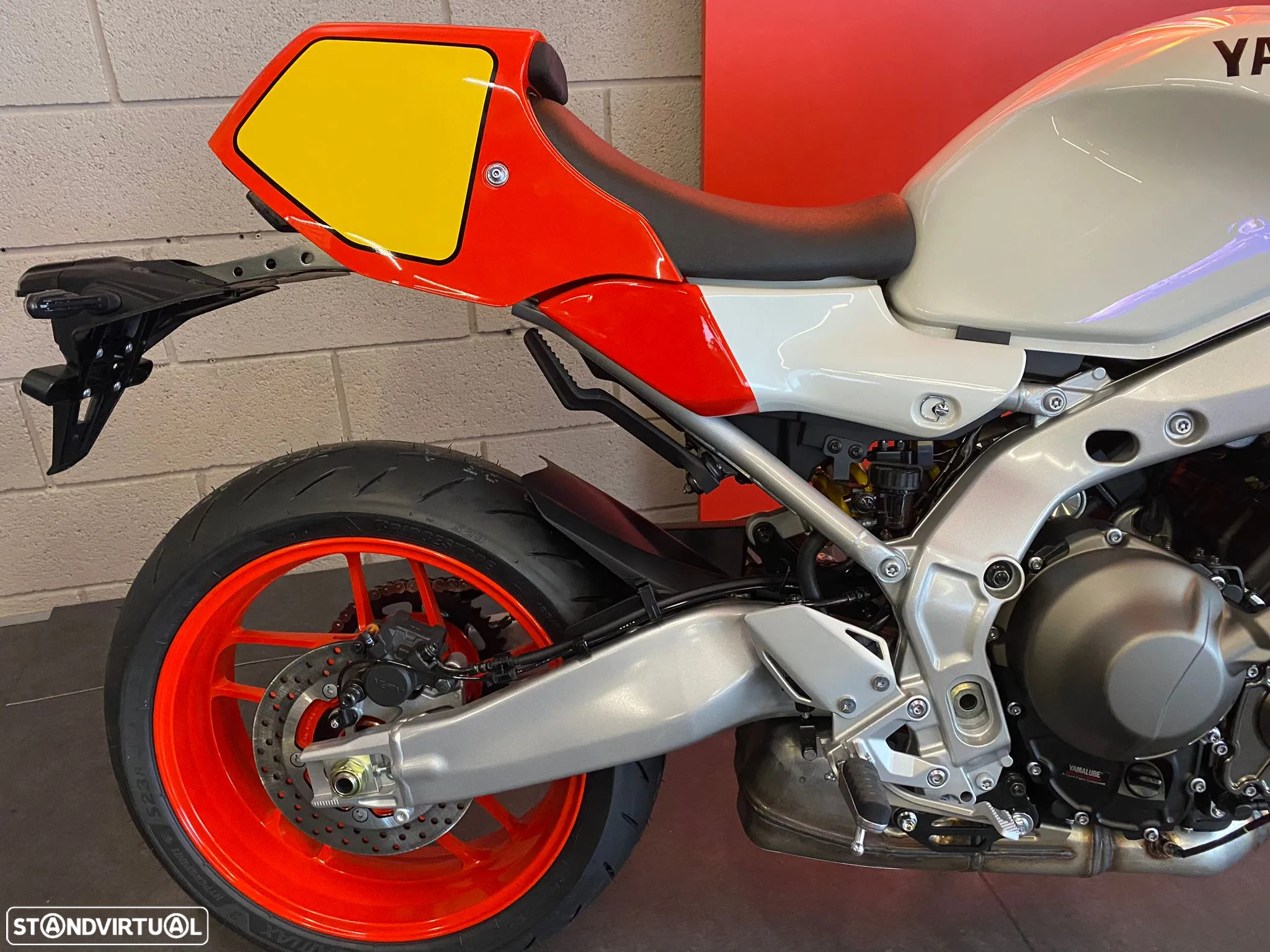Yamaha XSR 900 GP - 7