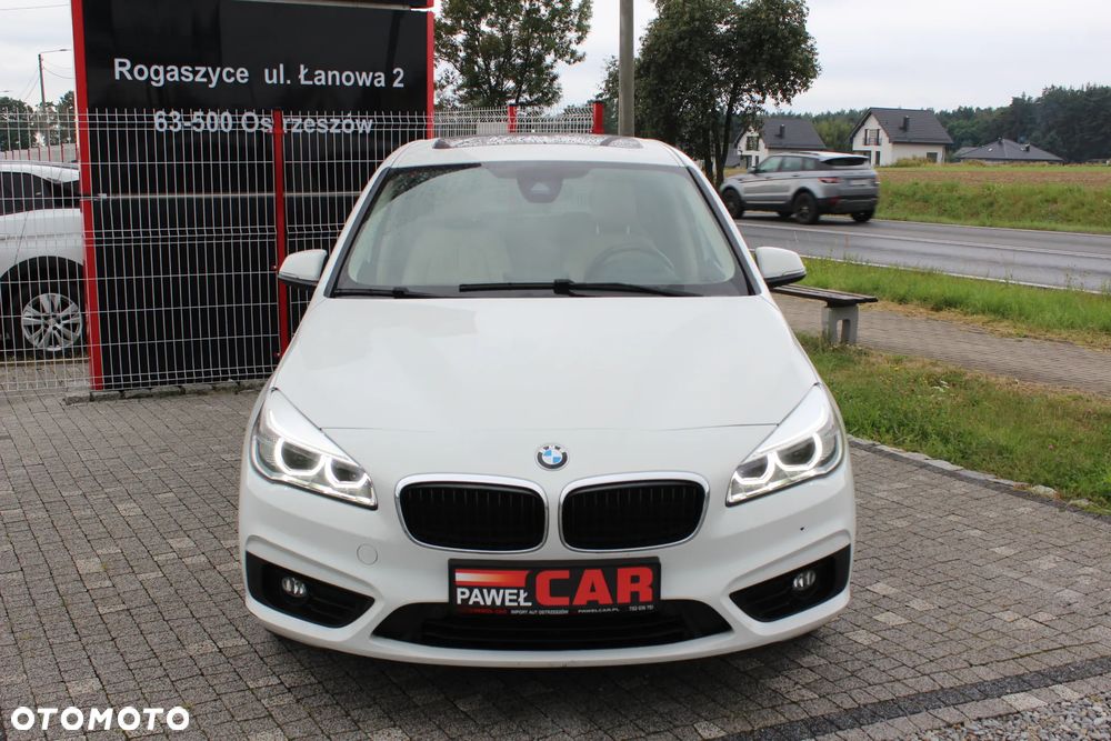 BMW Seria 2 218d Luxury Line - 2