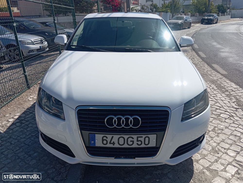 Audi A3 1.6 TDI Attraction - 2