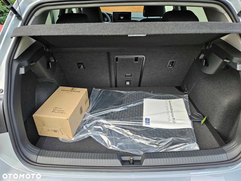 Volkswagen Golf 1.5 eTSI mHEV Life Plus DSG - 11