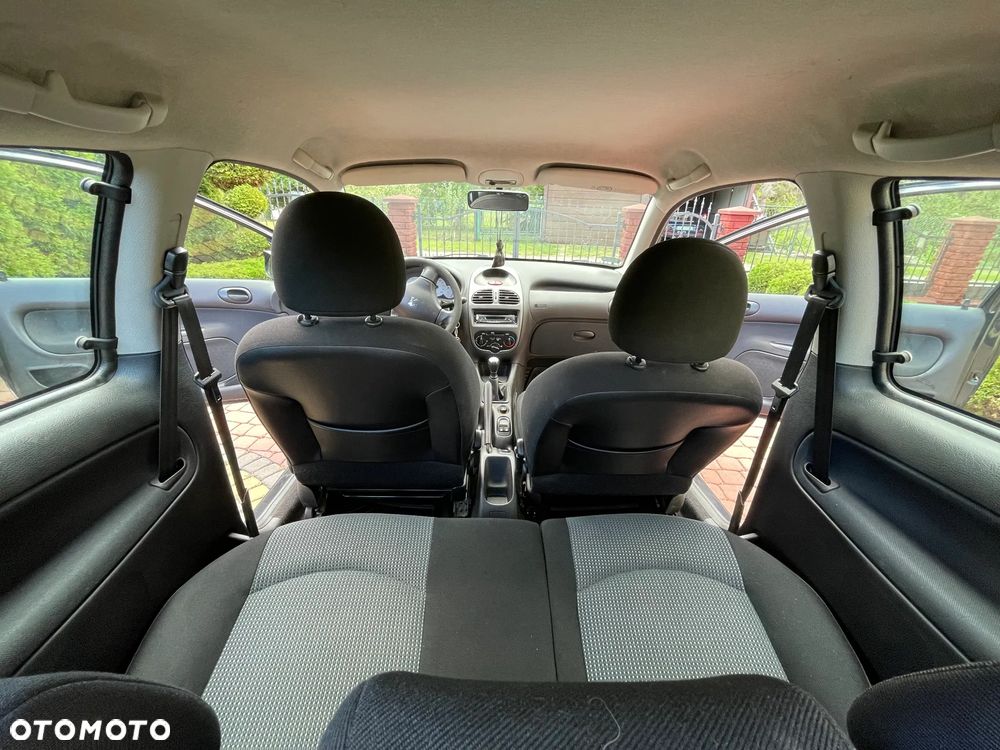 Peugeot 206 1.1 X-Line - 18