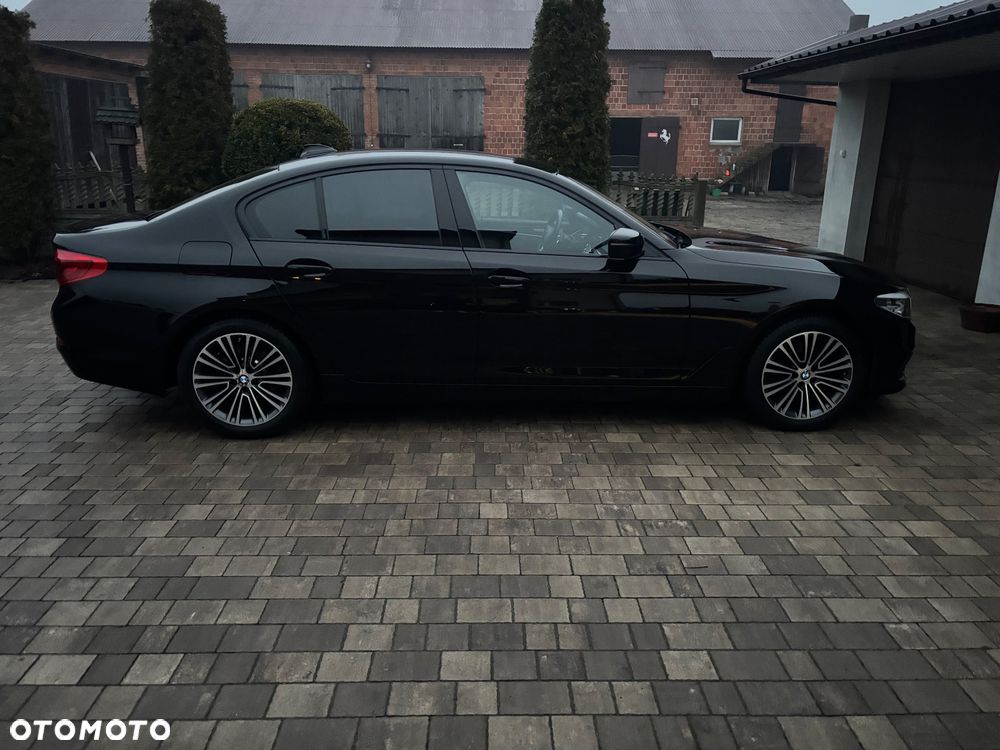 BMW Seria 5 518d - 8