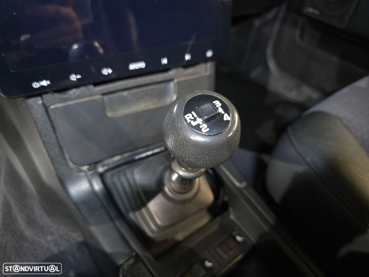 Volvo 740 - 14