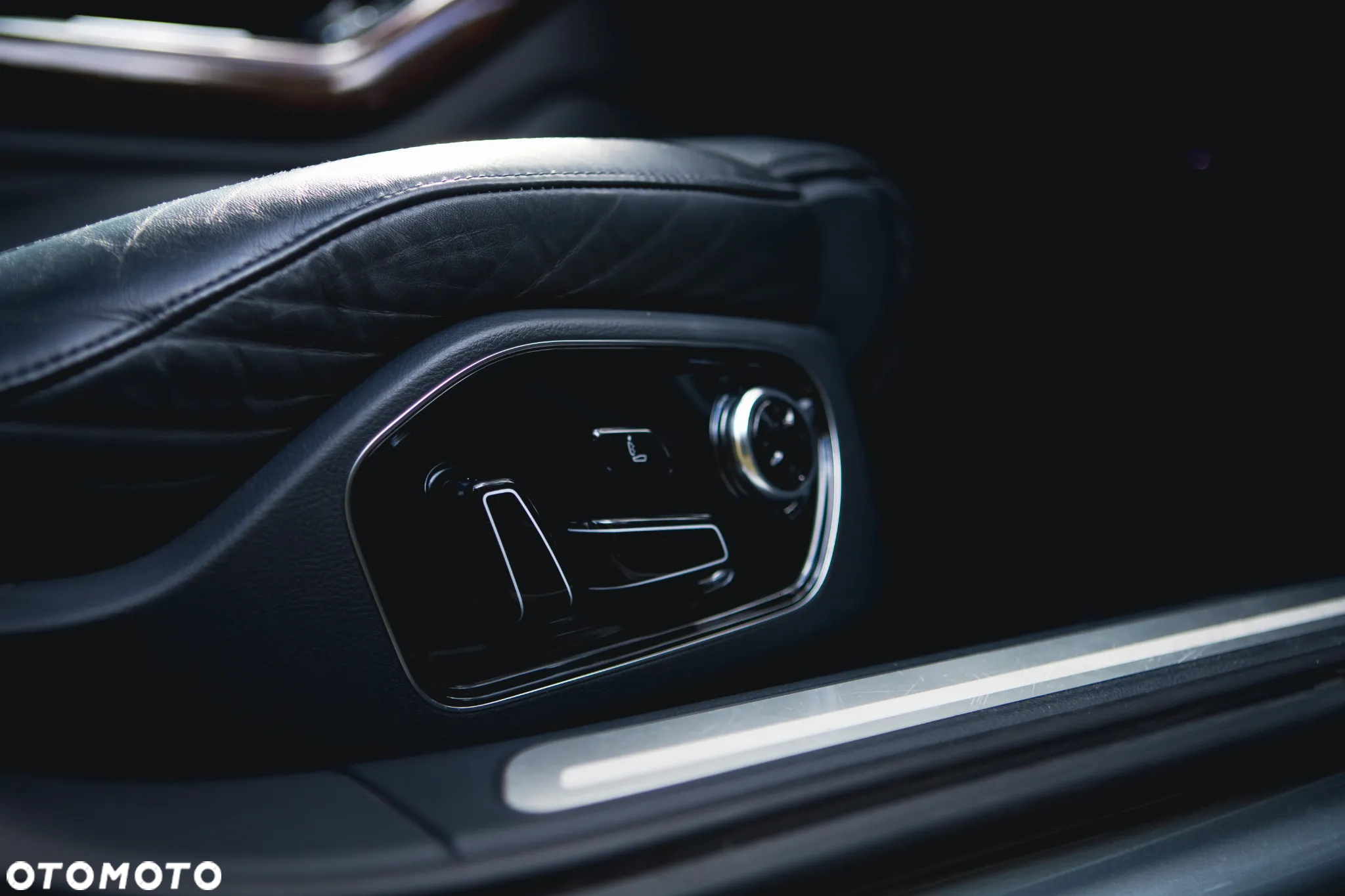 Audi A8 4.2 TDI Quattro - 24