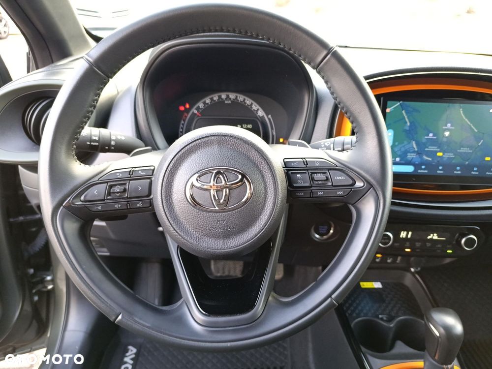 Toyota Aygo X 1.0 VVT-i Limited CVT - 16