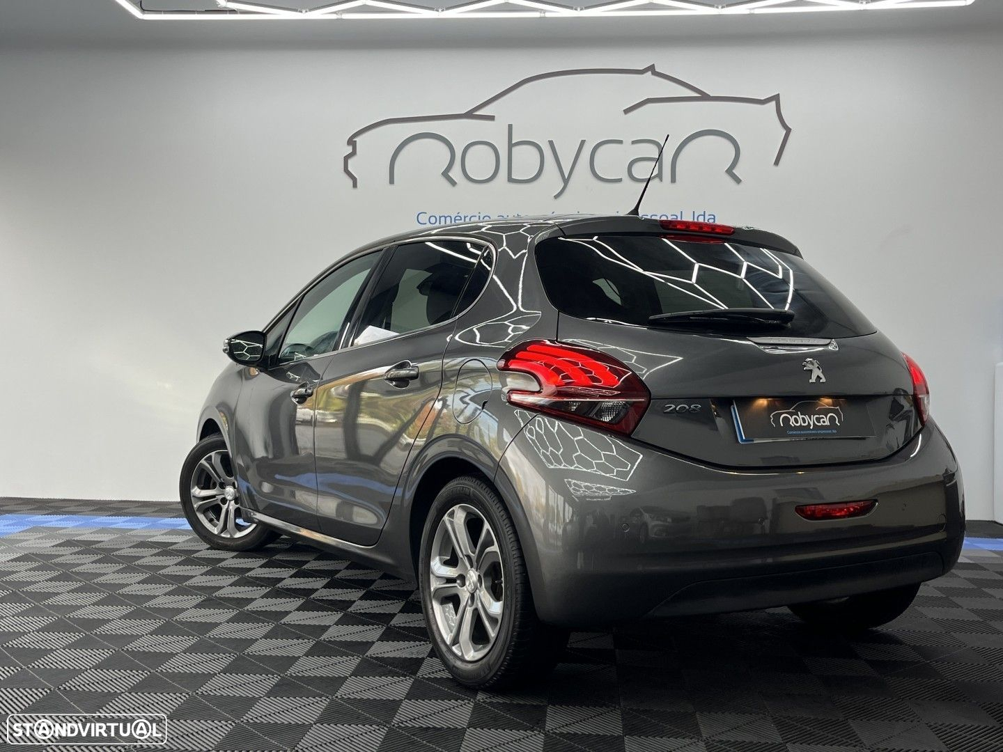 Peugeot 208 1.2 PureTech Allure - 4