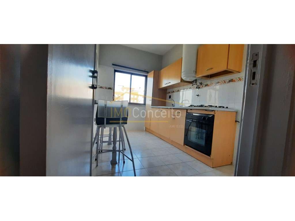 Apartamento T1- Próximo Estação ferroviária | Barreiro - Grande imagem: 3/34