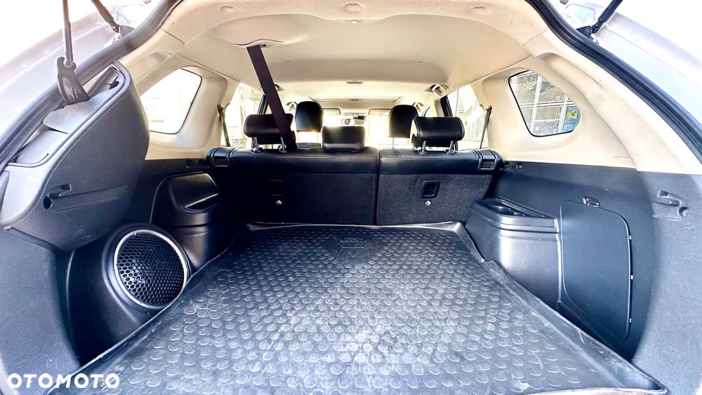 Mitsubishi Outlander 2.0 4WD Plug-In Hybrid - 14