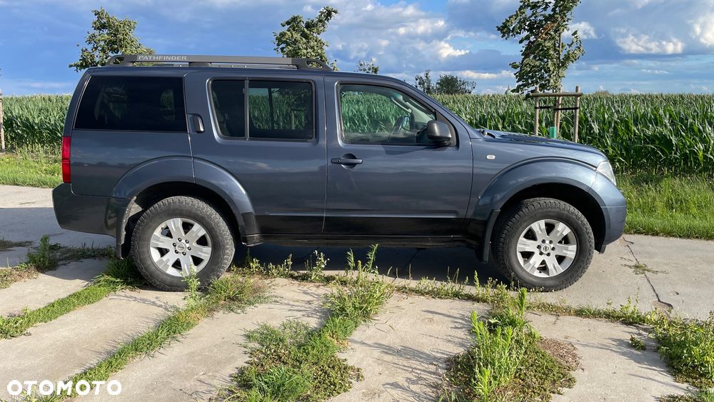 Nissan Pathfinder 2.5 DCi Comfort / XE - 3