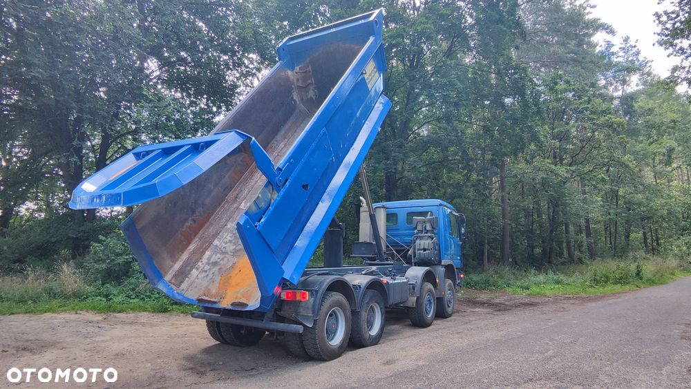 Mercedes-Benz Actros - 6