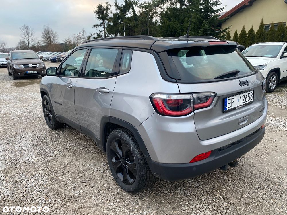 Jeep Compass 1.4 MultiAir Longitude - 4