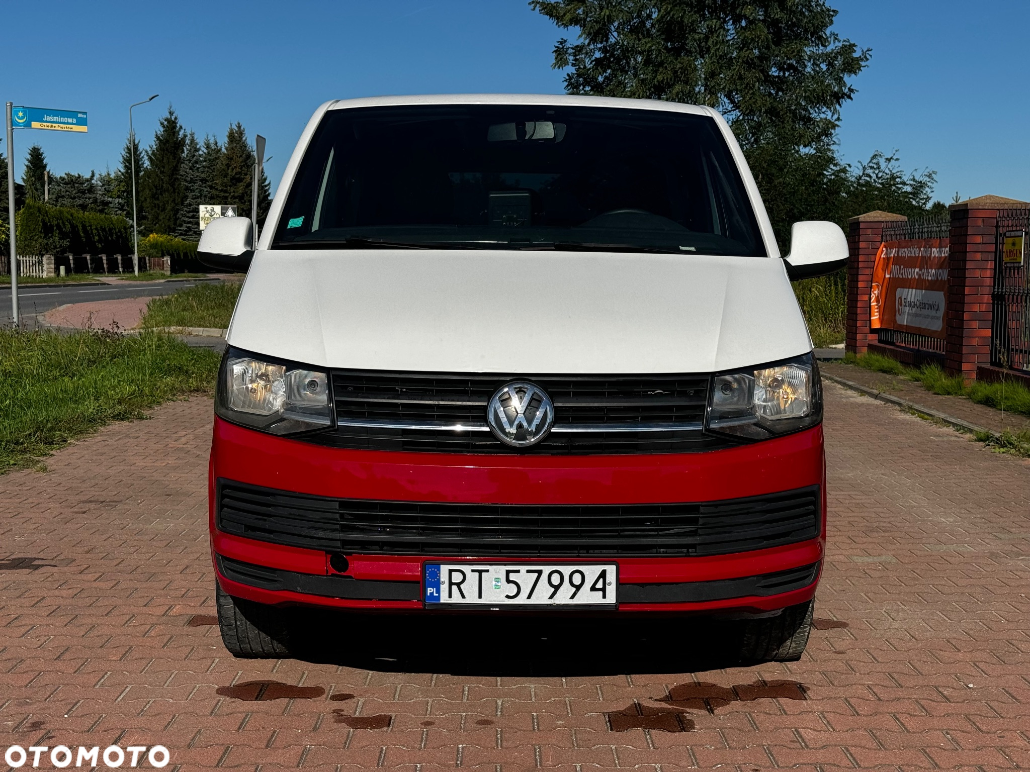 Volkswagen Transporter - 2