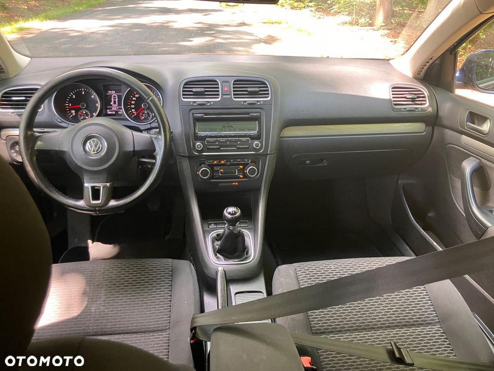 Volkswagen Golf 1.6 TDI DPF Style - 8