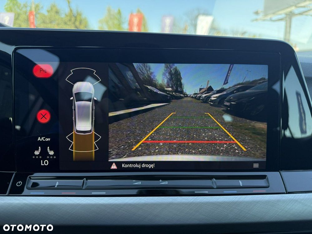 Volkswagen Golf 1.5 TSI EVO Life - 27