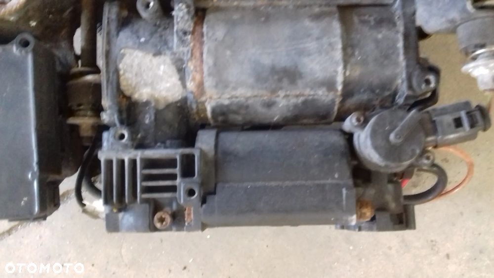 kompresor zawieszenia 4F0616005D A6 C6 - 4