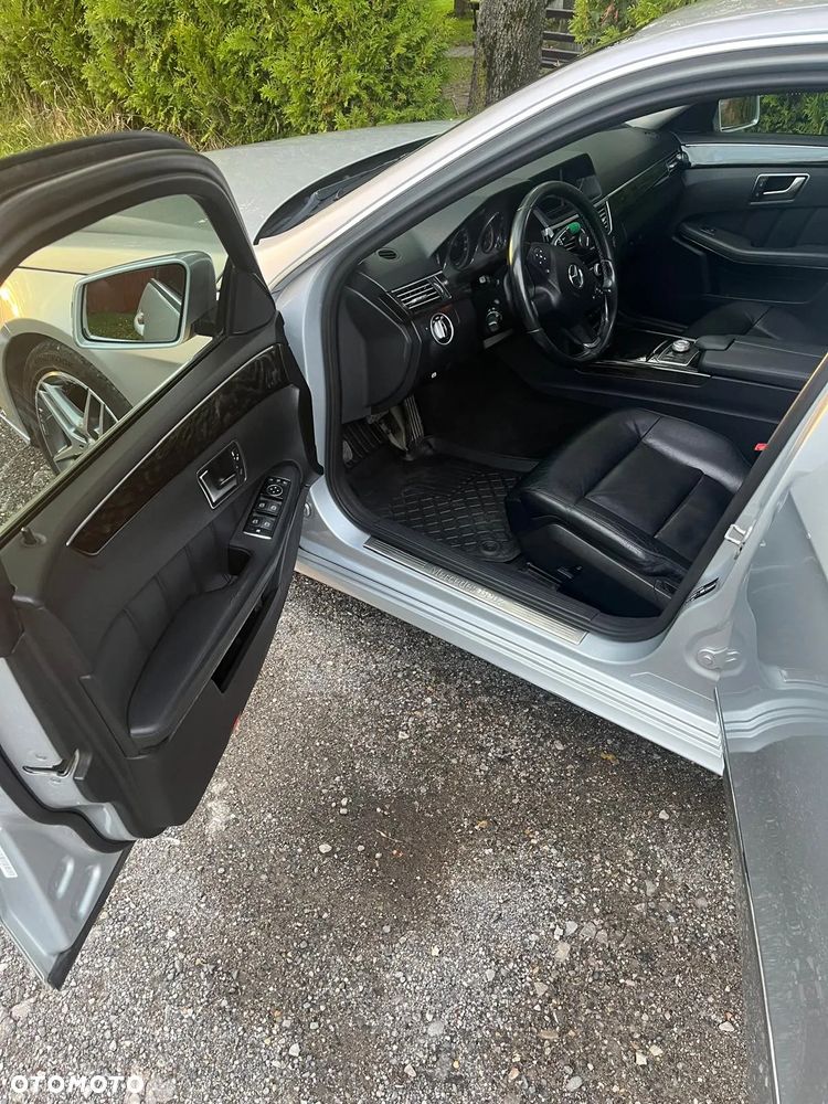 Mercedes-Benz Klasa E 220 CDI BlueEff Avantgarde - 16