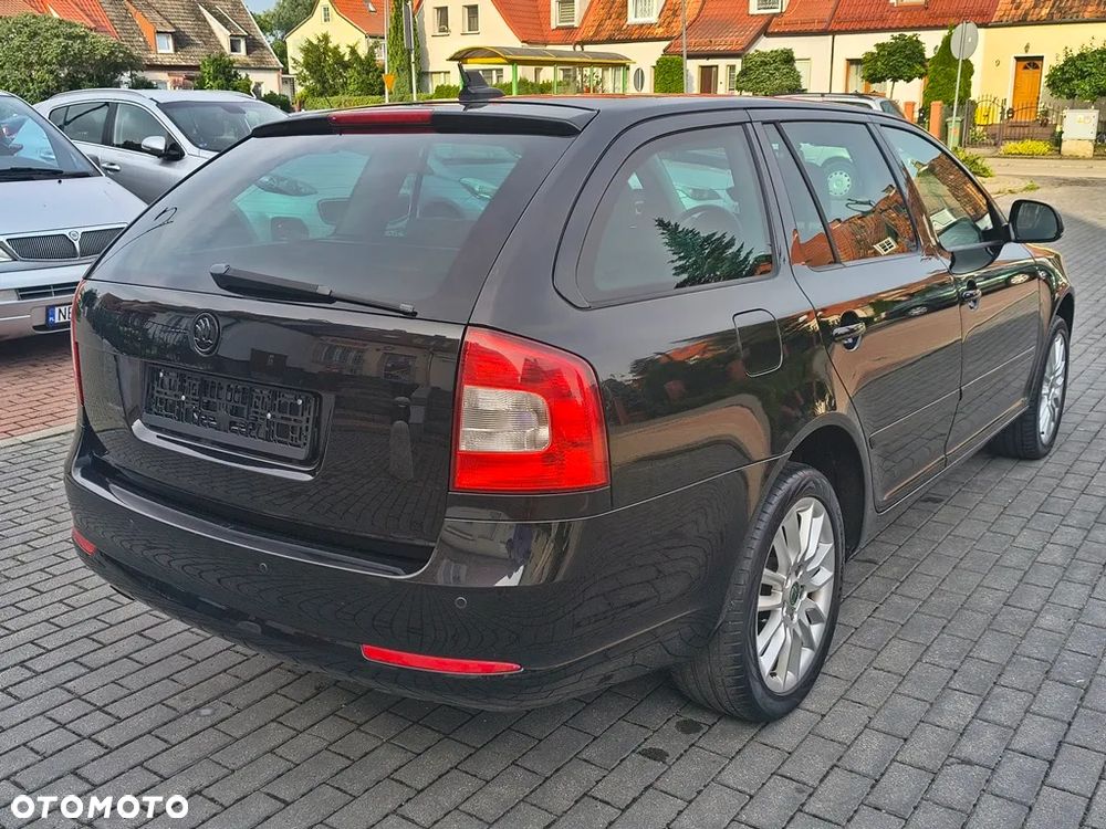 Skoda Octavia 2.0 TDI DPF DSG Laurin & Klement - 13