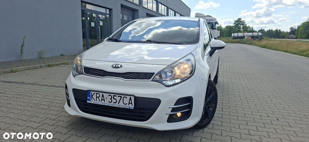 Kia Rio 1.1 CRDI Attract - 23
