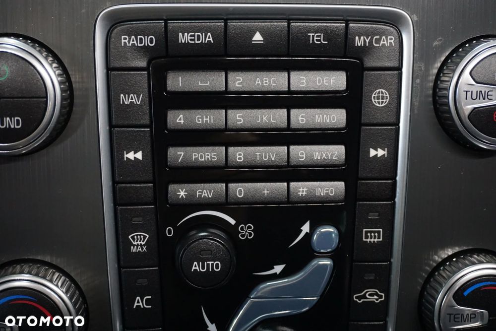 Volvo XC 60 - 32