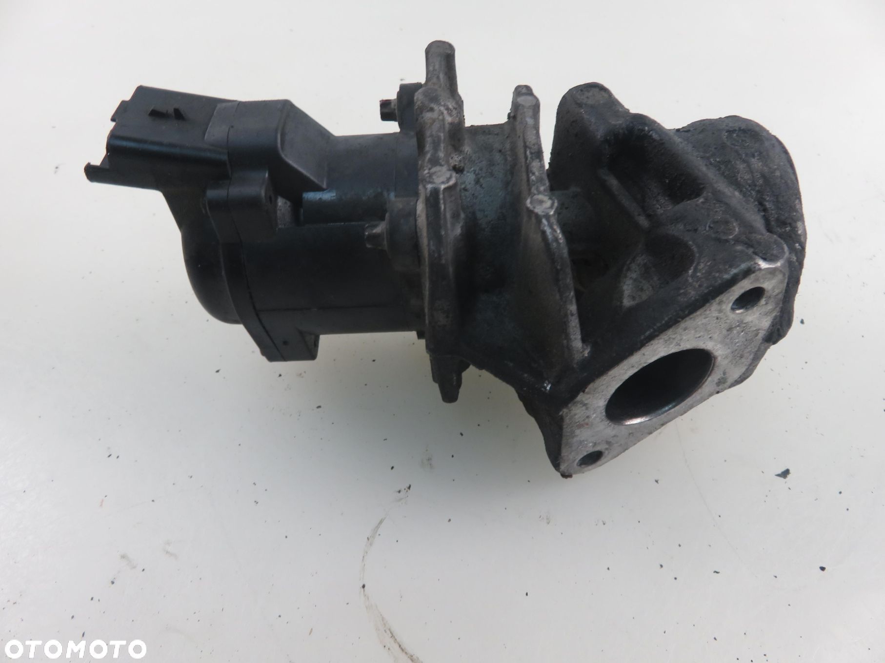 ZAWÓR EGR FORD FOCUS MK2 II Turnier 1.6 TDCi - GPDA 9672880080 V29006980 - 1