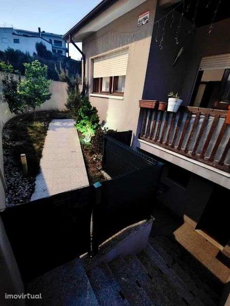 Arrenda-se T1 em Gondomar – 123 m² de Espaço Privativo! - Grande imagem: 2/12