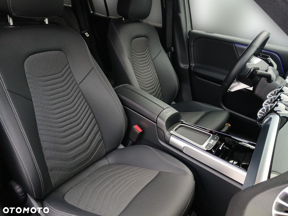 Mercedes-Benz GLB 200 Progressive 7G-DCT - 10