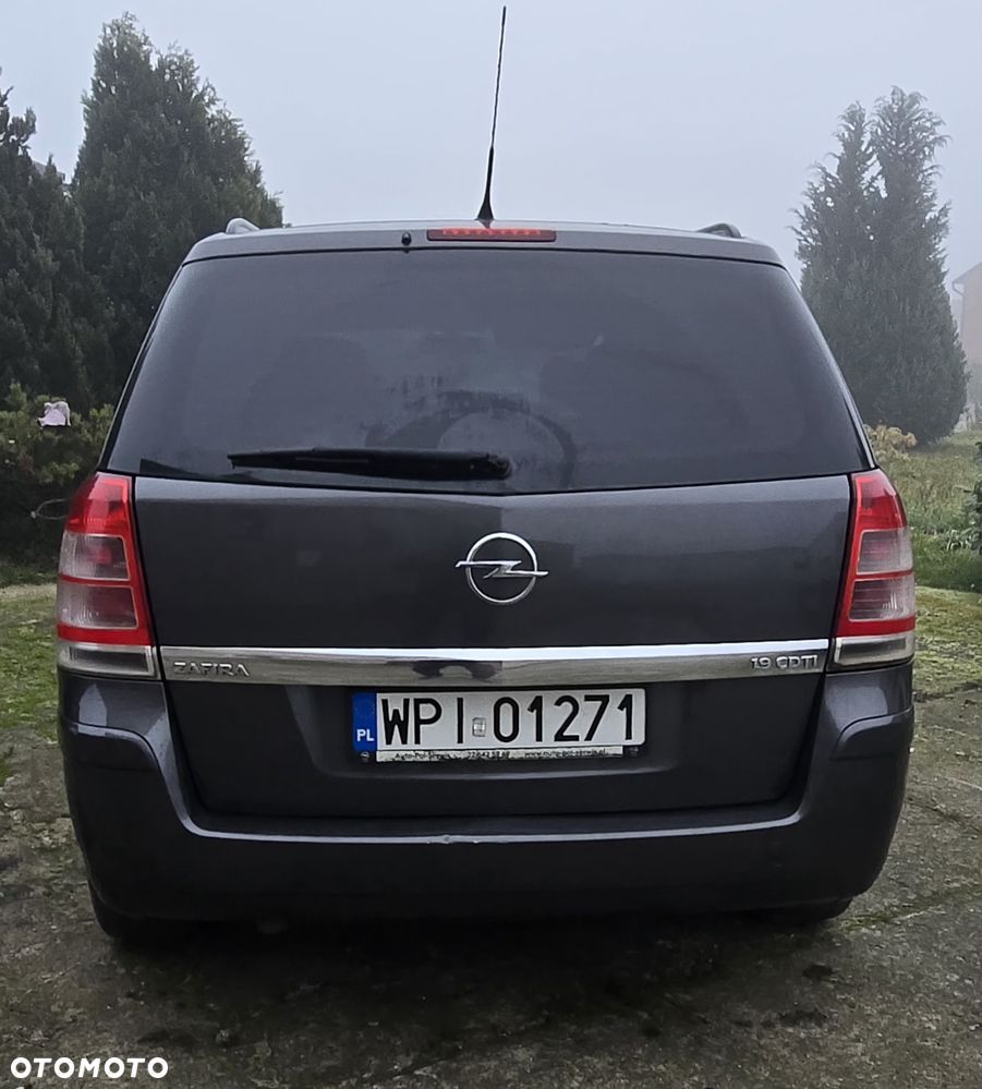 Opel Zafira - 4