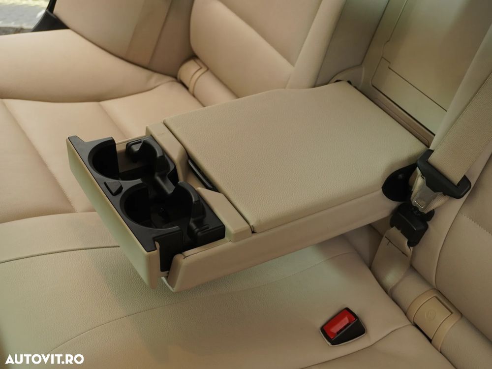 BMW Seria 5 520d Sport-Aut. - 15