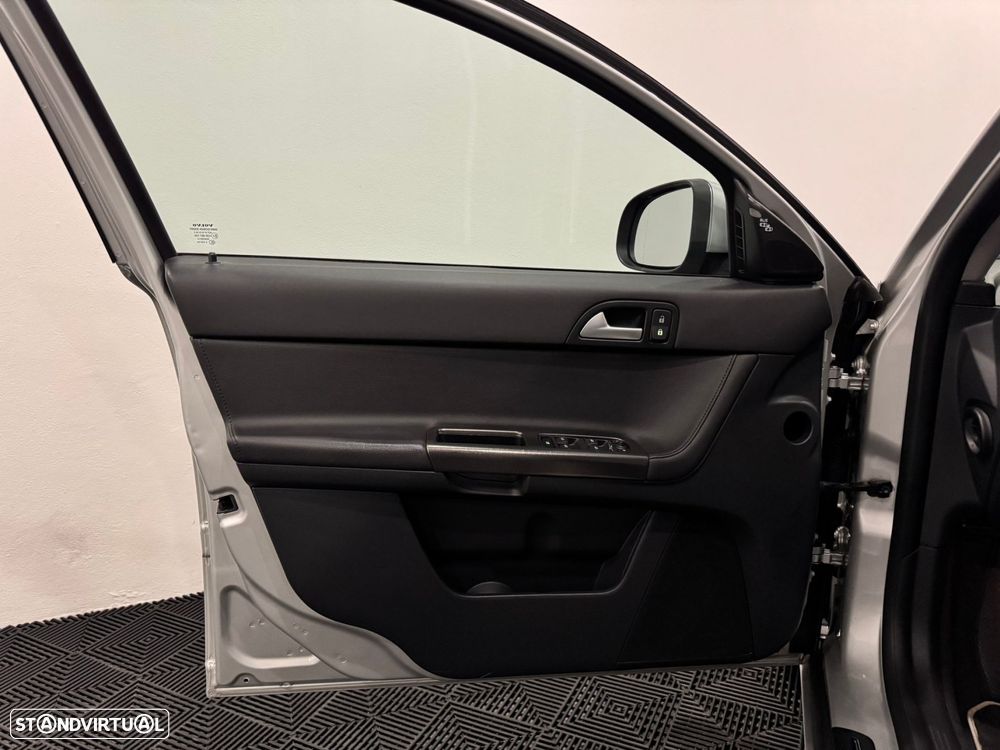 Volvo V50 1.6 D Drive R-Design Start/Stop - 46