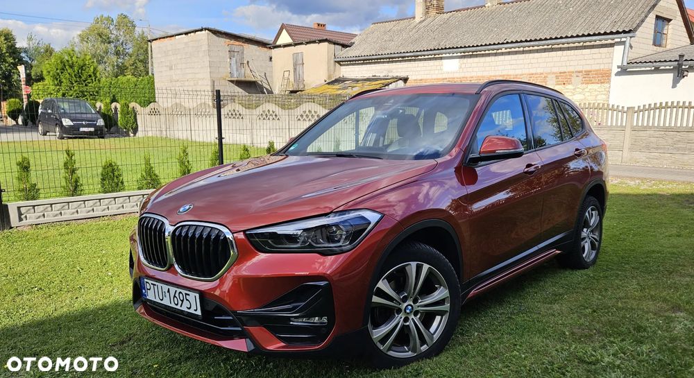 BMW X1 xDrive18d Sport Line - 1
