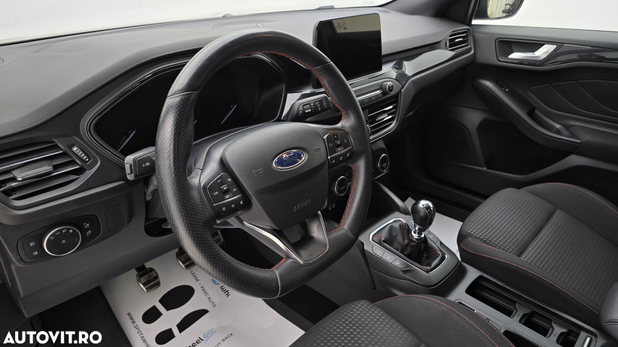 Ford Focus - 13