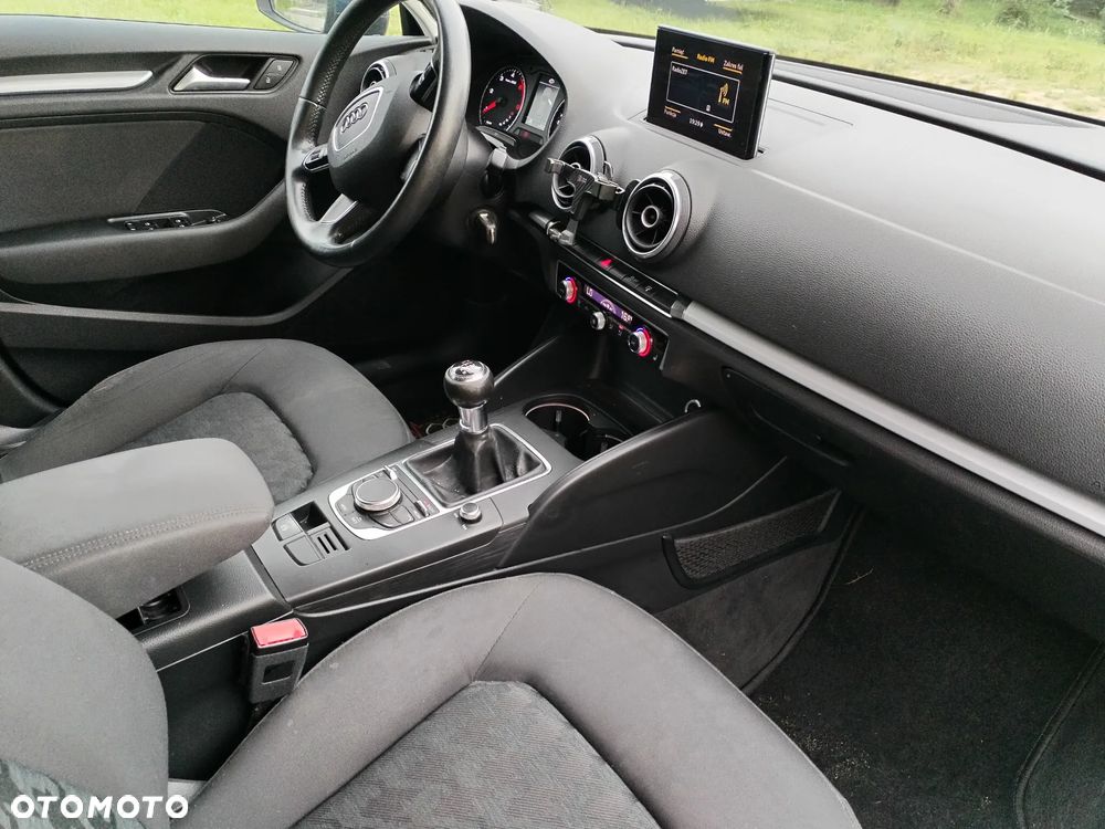 Audi A3 Sportback - 12