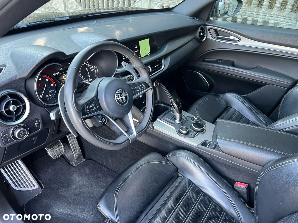 Alfa Romeo Stelvio 2.2 JTDM Executive Q4 - 21